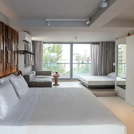 Bespoke House Apart-hotel 3*