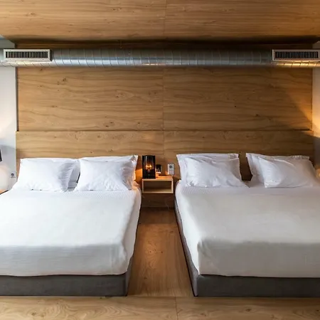 Bespoke House 3* Atenas