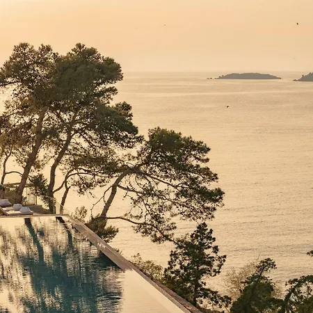Four Seasons Astir Palace