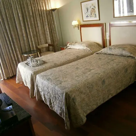 Hotel Ilisia 4*