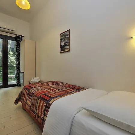 Hotel Dryades 2*