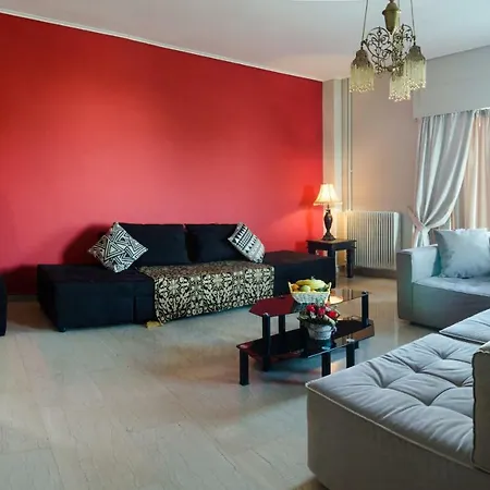 Neptune Bay Apartment