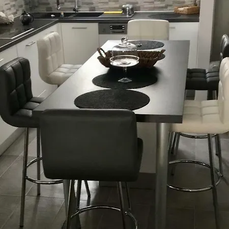 Adrianou 150 Apartment