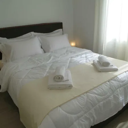 Elegant Acropolis Apartment