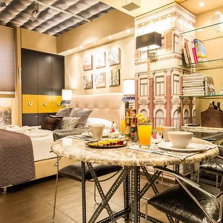 Outstanding In Kolonaki Near The Metro *