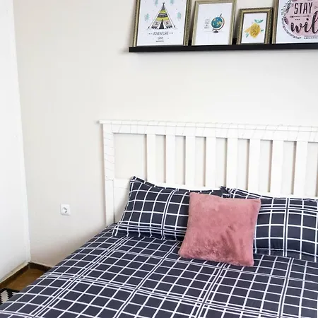 Cozy In The Center Of Apartment *