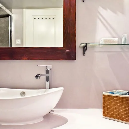 3 Bedrooms In City Center Apartamento