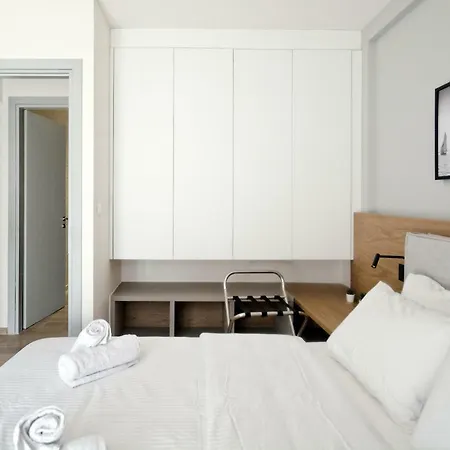 Urban Melodies Apartment *