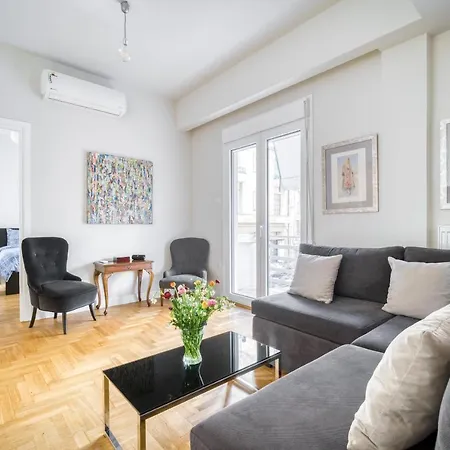 Lovely Sunlit 2 Bedroom 2 Bathroom * Athens
