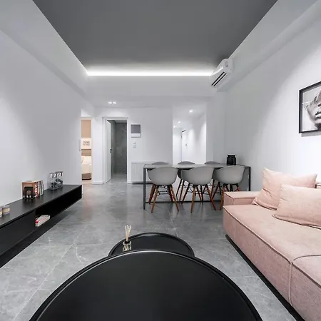 Heritage Boutique Aparthotel 3*
