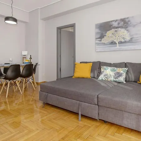 Cozy In Syntagma-plaka By Ghh Apartment Athens