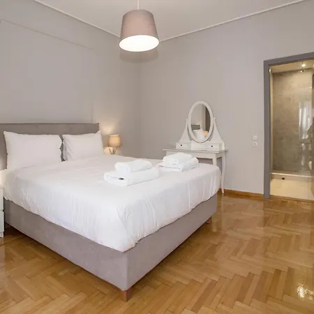Cozy In Syntagma-plaka By Ghh Apartment *