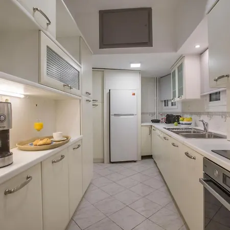 Cozy In Syntagma-plaka By Ghh * Athens