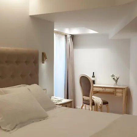 Отель Acropolian Spirit Boutique 4*