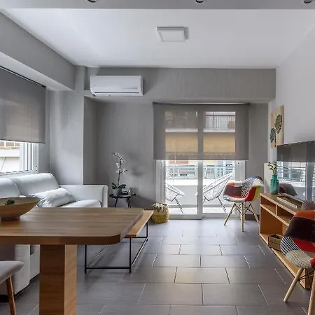 Apart Otel 12 Keys Atina