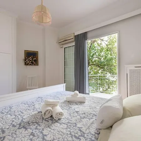 Apartment New! Bright & Remodeled 1bed 2min Walk To Acropolis Athens