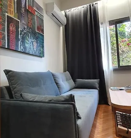 Cozy In Kolonaki. Apartment *