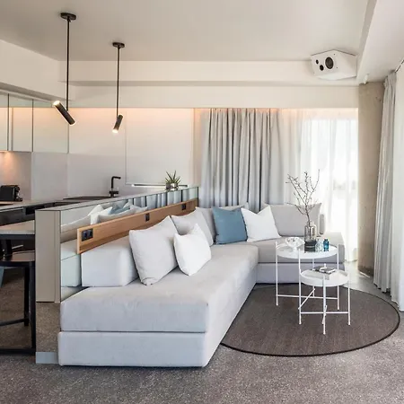 Urban Aparthotel