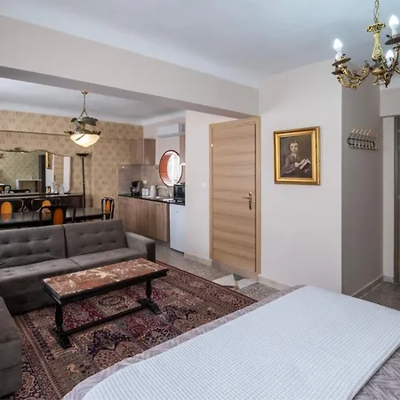 Ririka Homes Apartment Athens