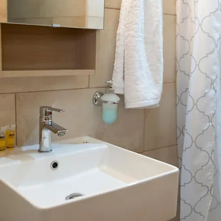 Ririka Homes Apartment Athens