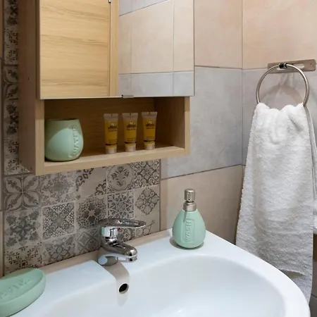 Apartment Ririka Homes *