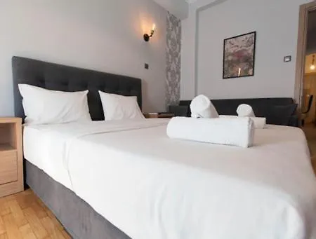 Athenis Themis 9 Apartment