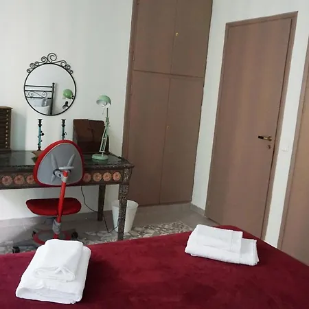 A Few Steps Away From Syntagma And Plaka By Athenian Homes