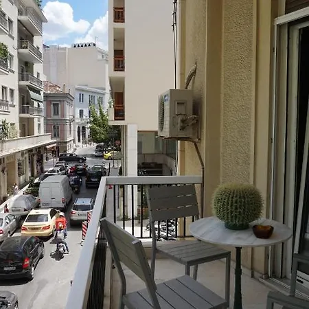 Appartement A Few Steps Away From Syntagma And Plaka By Athenian Homes