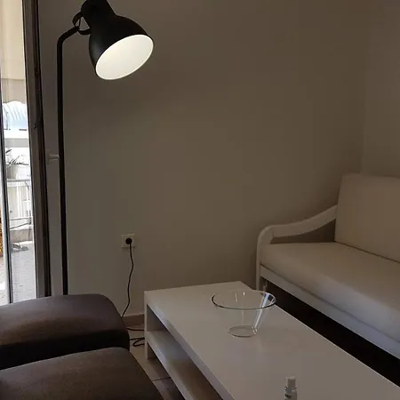Sky - Center, 5 Bd, 4 Bath *