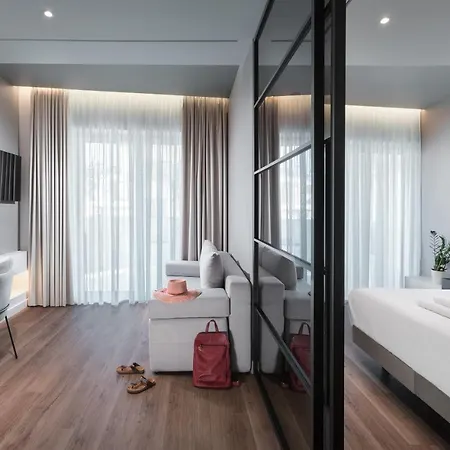 Ivis 4 Boutique 4*