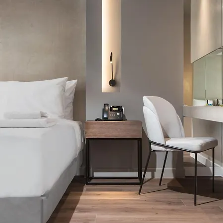Ivis 4 Boutique Athens