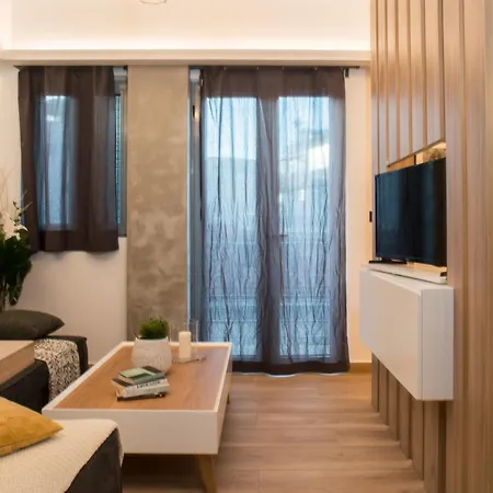 Athenian Living * Athens