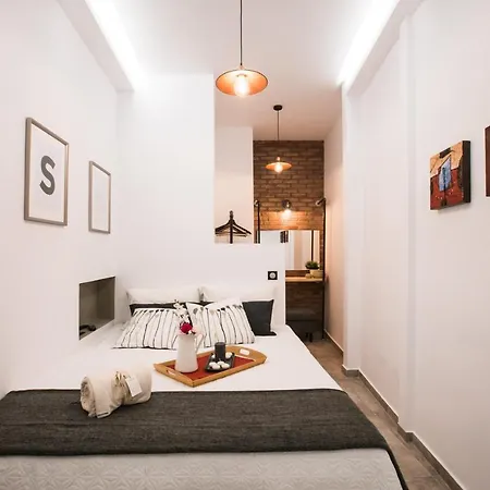 Athenian Living * Athens