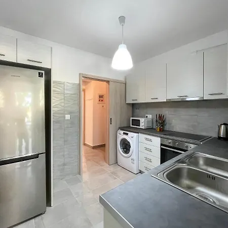 Downtown Retreat 67sqm In Neos Kosmos Athens