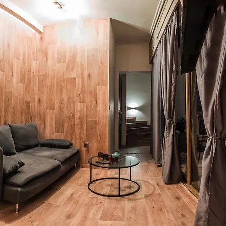 Noho Boutique , Premium Living Lazeon 7 דירה *