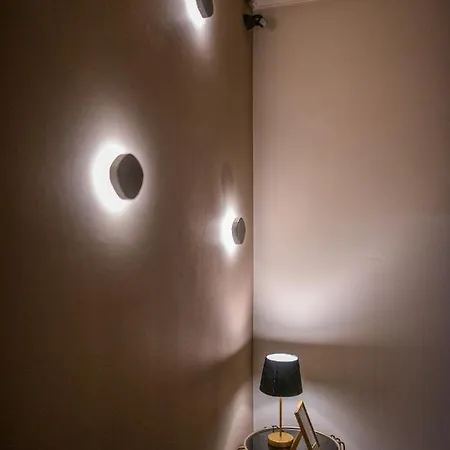 Noho Boutique , Premium Living Lazeon 7 דירה