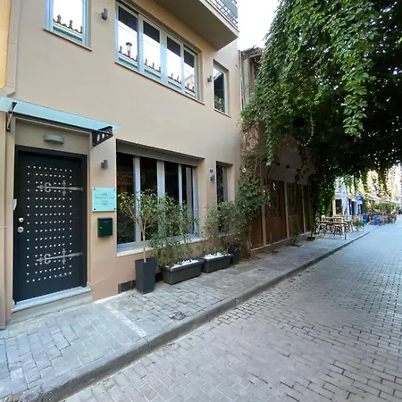 Athenian Living * Athens