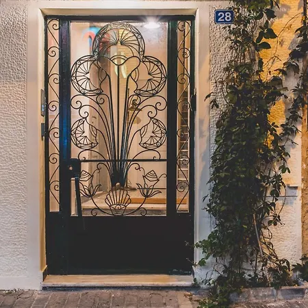 Luxury With Acropolis View Terrace And Jacuzzi In The Heart Of - Living Stone Azurite Appartement Athene
