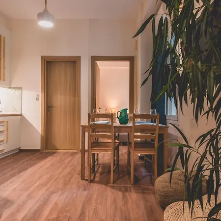 Appartement Luxury With Acropolis View Terrace And Jacuzzi In The Heart Of - Living Stone Azurite Athene