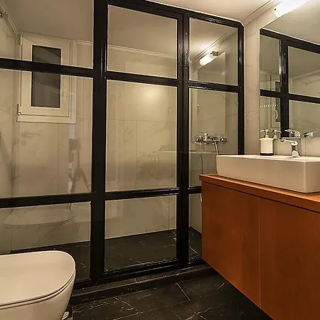 Elegant, Spacious & Minimalist Aptm W/balcony Apartment Athens