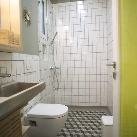 Appartement Acron Of Plaka By Yha