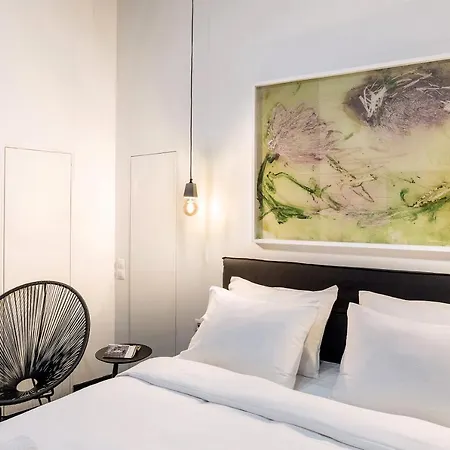 Hotel Nin&bau Sarri 2 3*