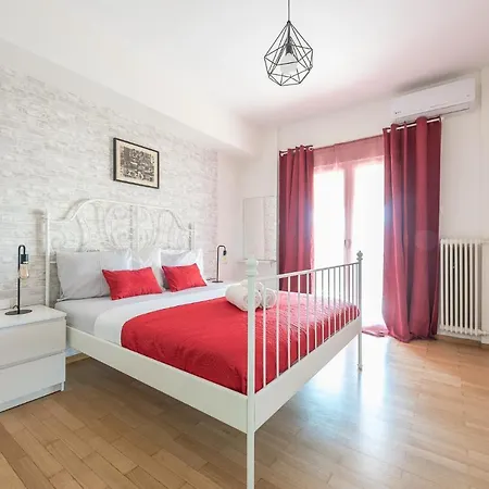 Superb Acropolis View 3bd In Historical Center Athens