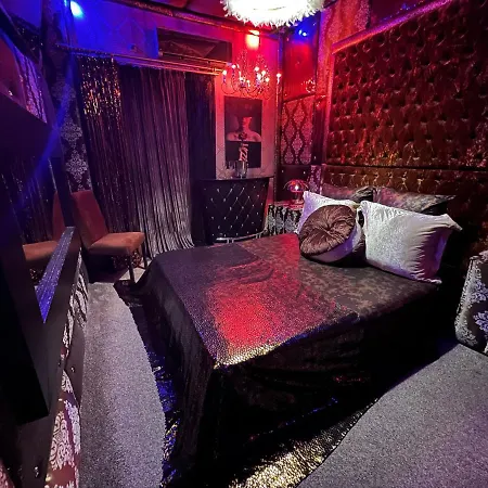 Motel para Casais Priamos Erato