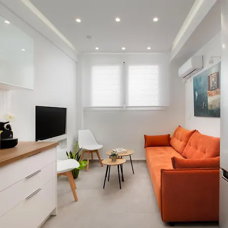 아파트 New Luxury In The Heart Of Thiseio. 아테네