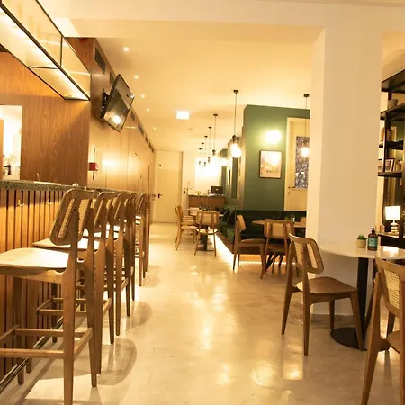 Metis Urbane Living Spaces Apartahotel Atenas