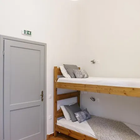 Hostal Dioskouros