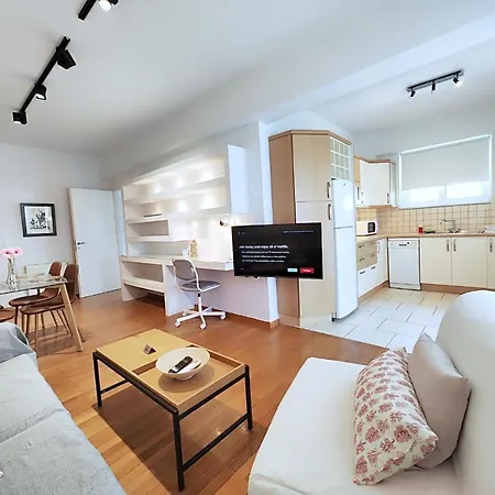 Niovis By Apartment Athens