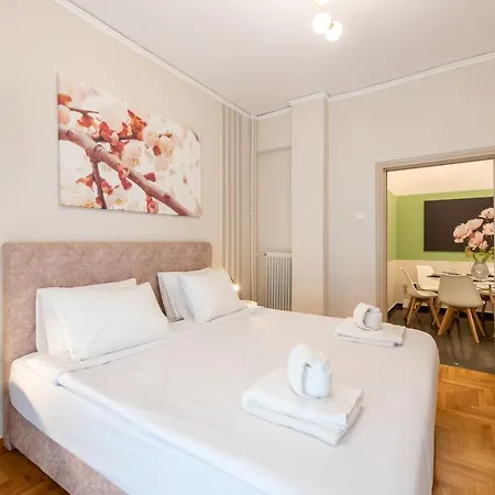 Medluxe Luxury ! Atina