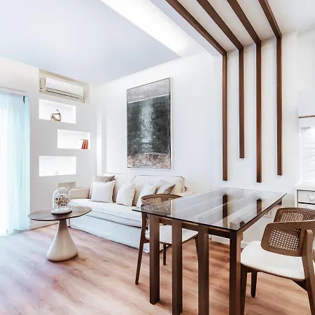 Luxury In The Heart Of The - 1br